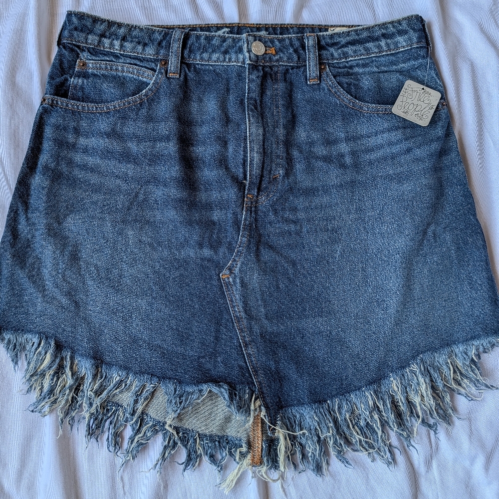 Free People We The Free Jean/Denim Skirt Size 31